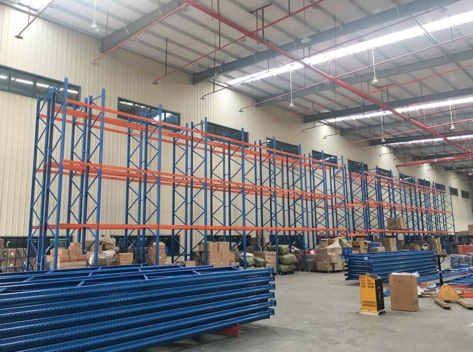 永高農(nóng)牧廣州托盤式貨架【易達(dá)貨架】