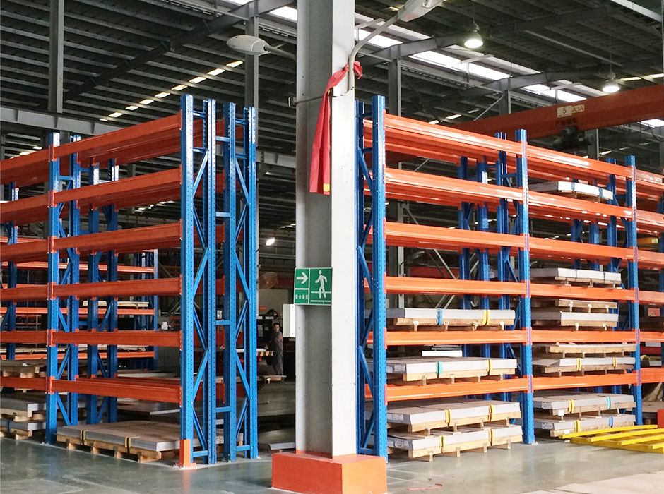 佛山市菱王電梯多層橫梁托盤貨架【易達(dá)貨架】