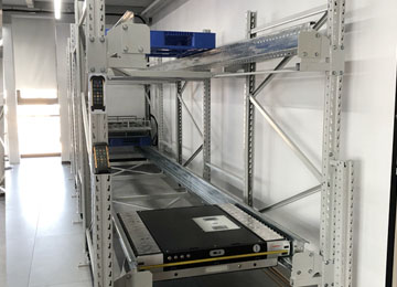 Eyda易達智能貨架定制廠家穿梭車貨架樣板庫安裝完成，敬請光臨