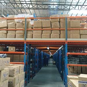 倉(cāng)庫(kù)貨架