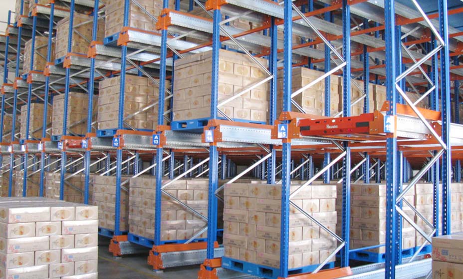 高密度存儲(chǔ)，實(shí)現(xiàn)“貨找人”式揀貨