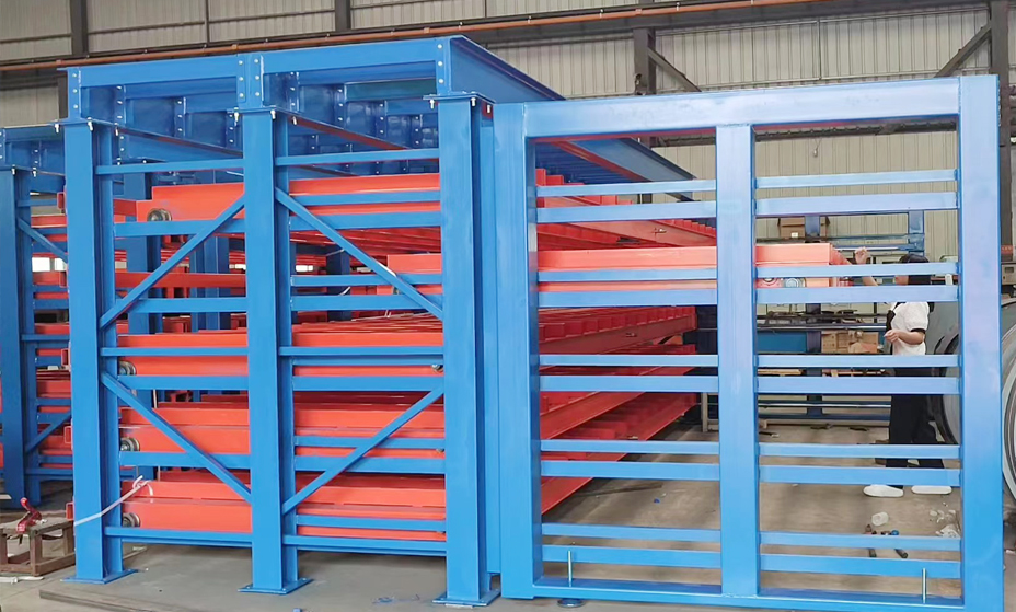 高密度存儲(chǔ)，實(shí)現(xiàn)“貨找人”式揀貨