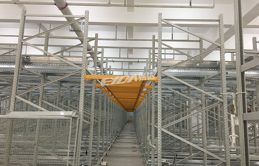 東莞穿梭式貨架