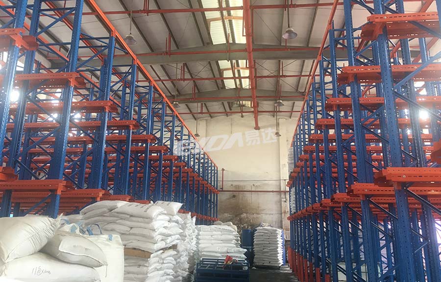 駛?cè)胧絺}儲重型貨架