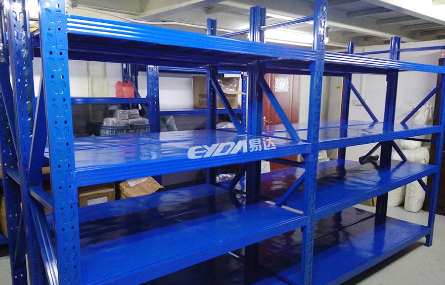 廣東中量型擱板式貨架