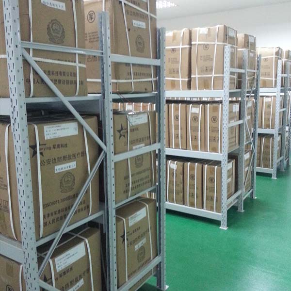 衣服工廠倉庫貨架