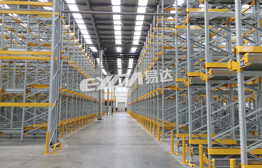自動(dòng)穿梭車貨架