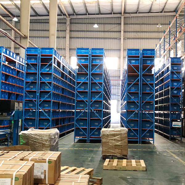 料箱式立體倉庫