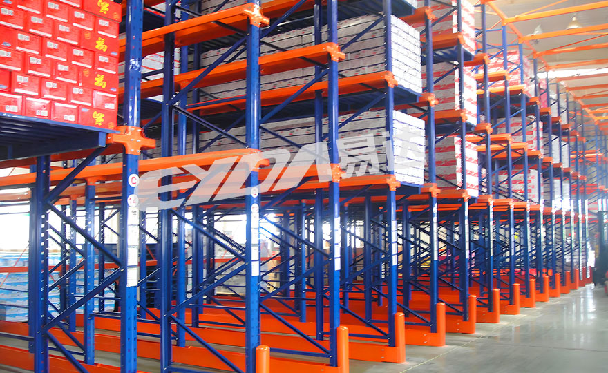 福建駛?cè)胧絺}庫貨架